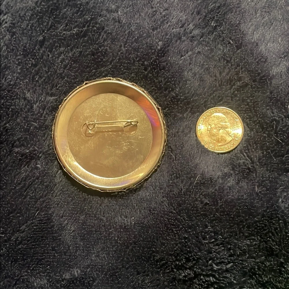 Clown Button Pin - Picture 2 of 2